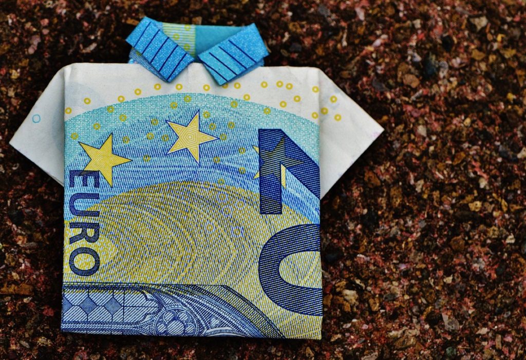 Faire ses courses hebdomadaires avec 50 € : méthode pratique