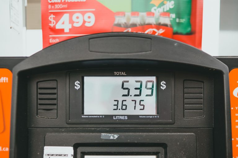 Carburants : comment la hausse des prix vide discrètement votre portefeuille
