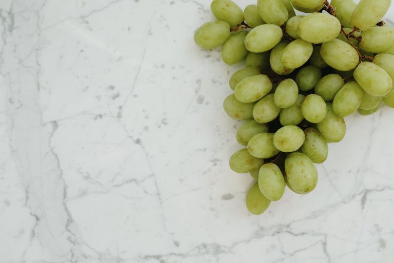 Les Bienfaits d&rsquo;une Cure de Raisin pour la Santé