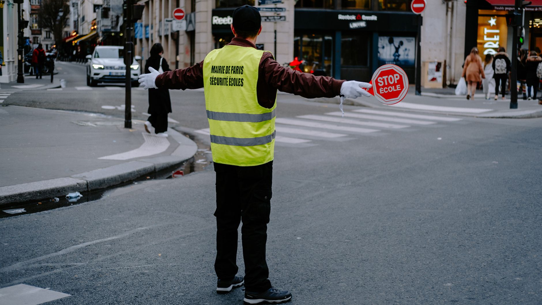 Sécuriser le Boulevard des Bourroches : un enjeu crucial pour les piétons à Dijon