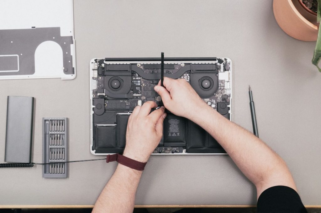 Création de site internet pour artisan : les démarches à ne pas oublie