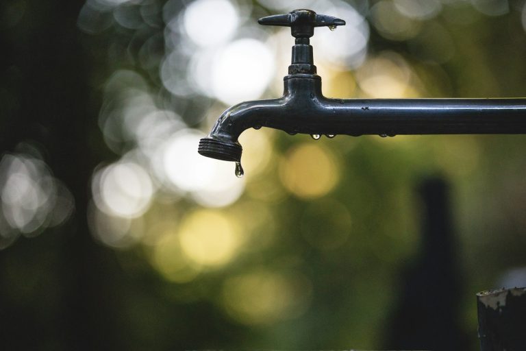 La qualité de l&rsquo;eau à Dijon en danger : quels risques et comment s&rsquo;en protéger ?